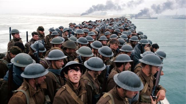 نقد فیلم دانکرک Dunkirk کریستوفر نولان؛ خوانش باشلاری از حضور عناصر در فیلم