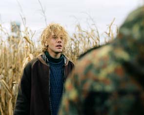 فیلم تام در مزرعه زاویه دولان