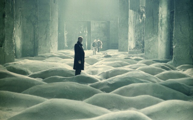 مقاومت به مثابه‌ی ویرانی؛ نقدی بر فیلم استاکر